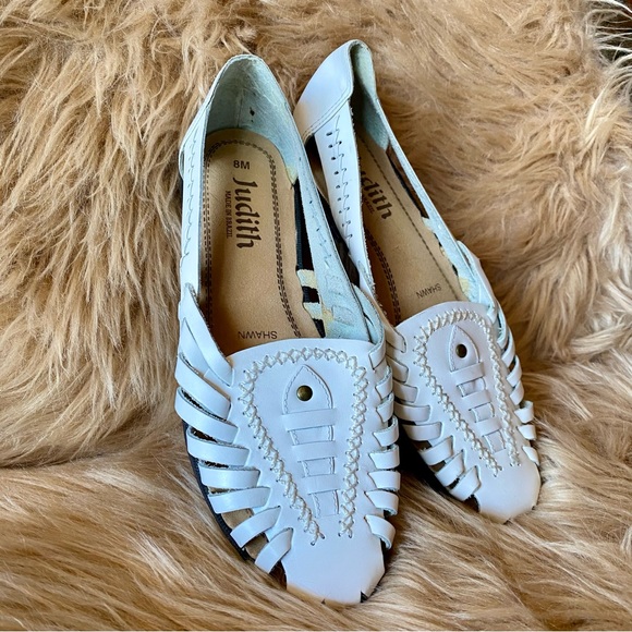 Vintage Judith White Leather Huaraches Sandals Flats Slip Ons - Picture 3 of 8